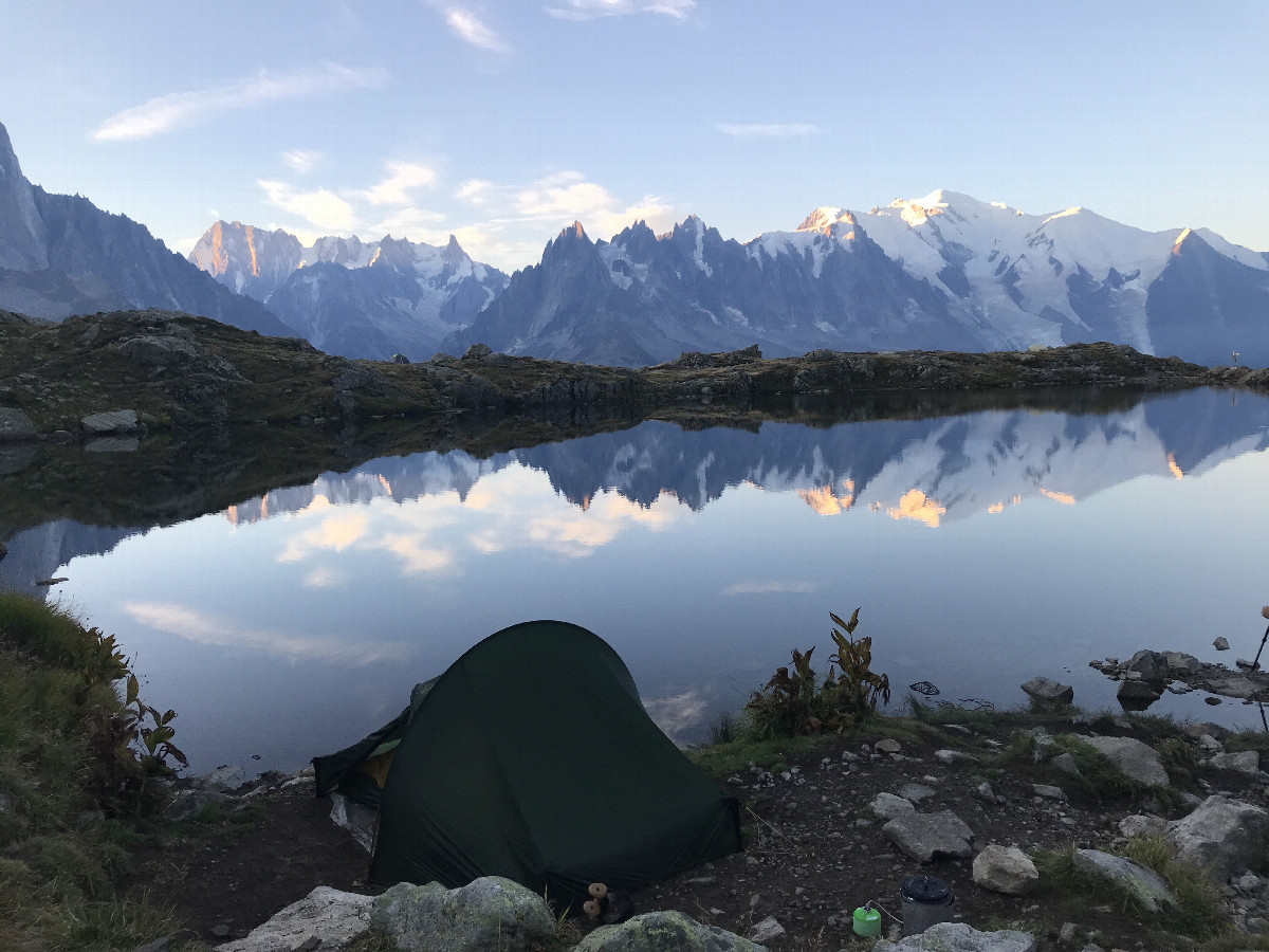 Camp at Lac de Chéserys