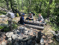 #9: Rastplatz im Gebirge / Rest area in the mountains