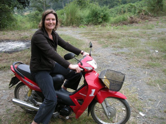 anne_with_motorbike