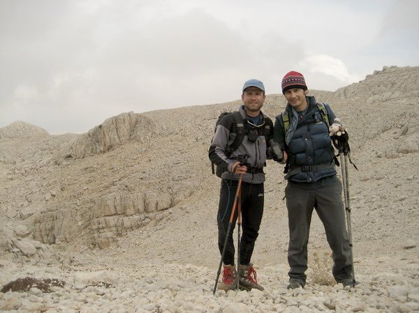 Team on the confluence point