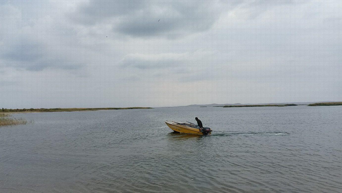 Motor boat